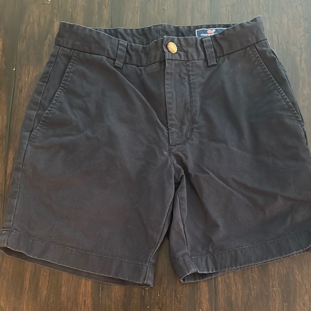 Vineyard Vines Men's Black Flat Front Shorts